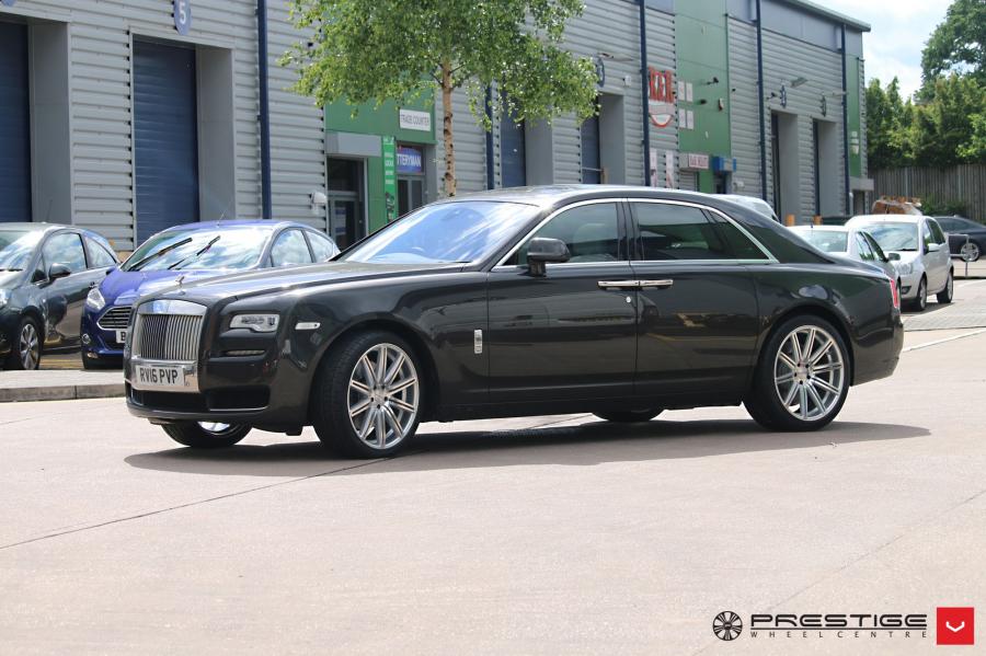  Rolls-Royce Ghost on Vossen Wheels (CV4) 2017 года  (фото 5 из 6)